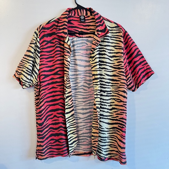 Neff Tiger Stripes Shirt - Picture 2 of 3